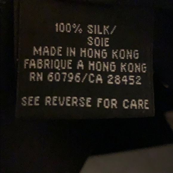 Blue and Gold Star silk blouse. - Picture 5 of 5